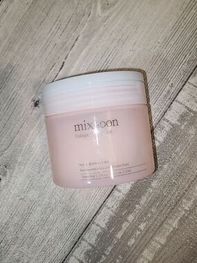 Mixsoon Collagen Toner Pads
